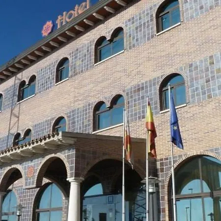 Hotel Topacio 3*