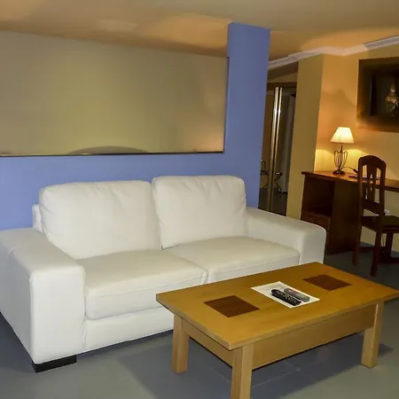Topacio Hotel 3*