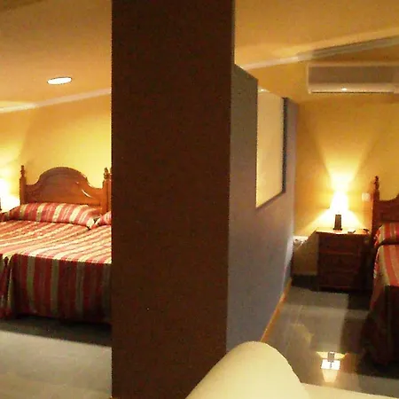 Hotel Topacio 3*